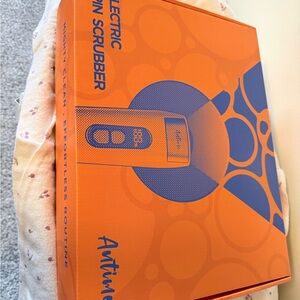 Antonym Electric Spin Scrubber - Vibrant Orange